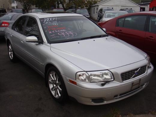 2004 Volvo S80 Sedan GL I4