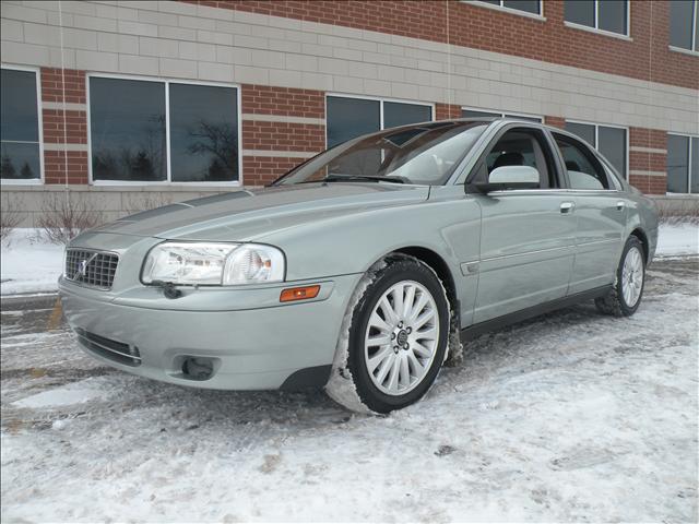 2004 Volvo S80 GLS I4 AUTO