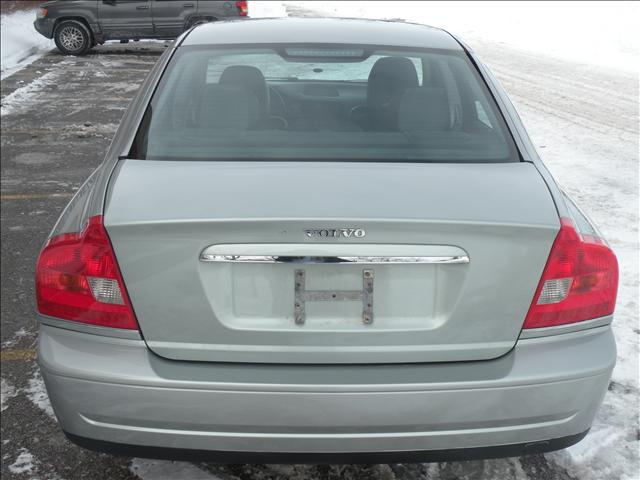 2004 Volvo S80 GLS I4 AUTO