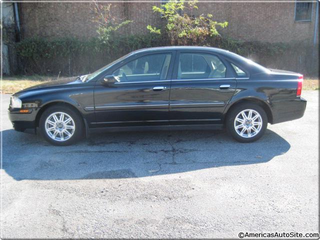 2004 Volvo S80 4WD 4dr Sport