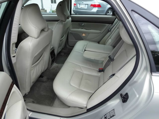 2004 Volvo S80 Sport 4x4 SUV