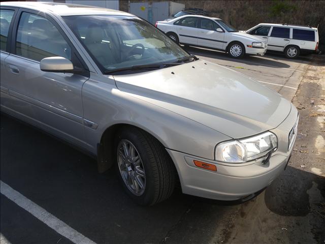 2004 Volvo S80 4WD 4dr Sport