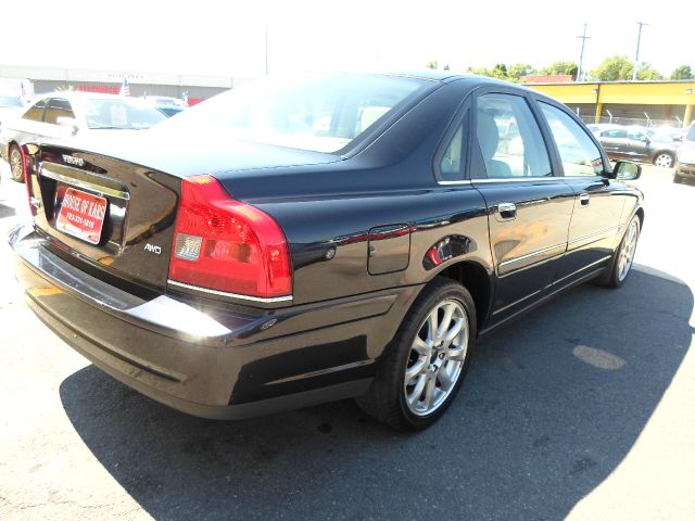 2004 Volvo S80 Sport 4x4 SUV