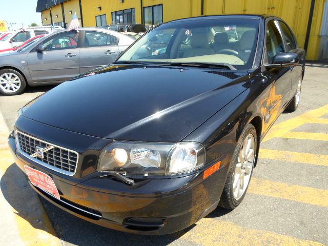 2004 Volvo S80 Sport 4x4 SUV