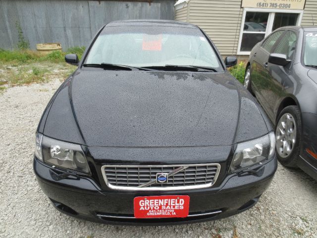 2004 Volvo S80 LE 4x4 SUV