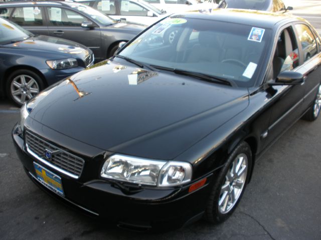 2004 Volvo S80 Sport 4x4 SUV