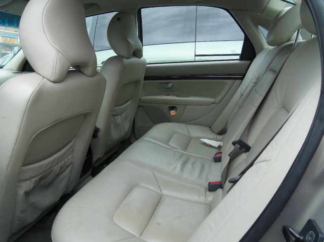 2004 Volvo S80 Sport 4x4 SUV