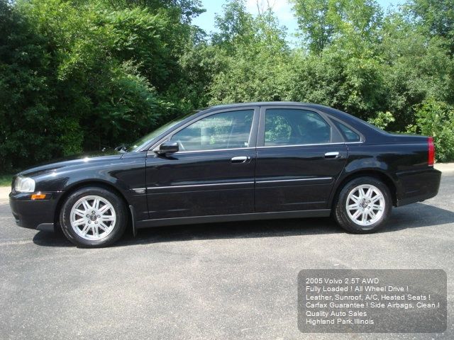 2005 Volvo S80 Sport 4x4 SUV