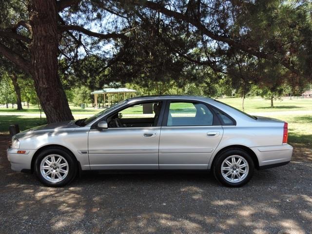 2005 Volvo S80 4WD 4dr Sport