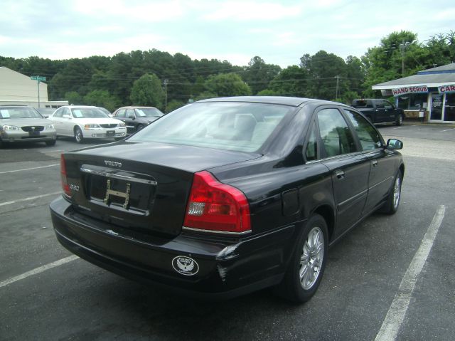 2005 Volvo S80 4WD 4dr Sport