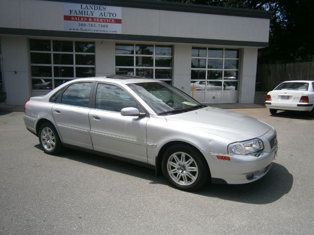 2005 Volvo S80 Sport 4x4 SUV