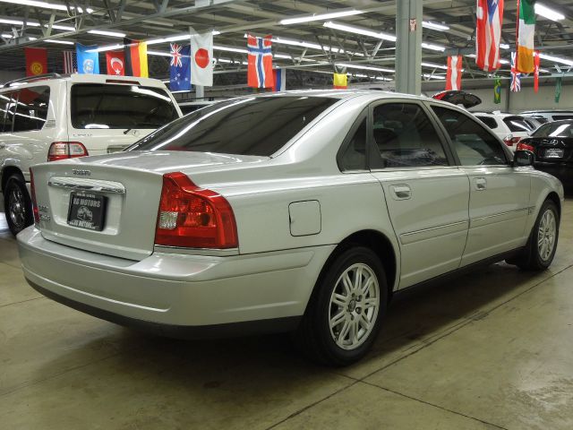 2005 Volvo S80 4WD 4dr Sport