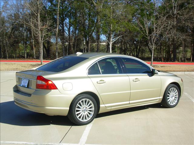 2007 Volvo S80 Unknown