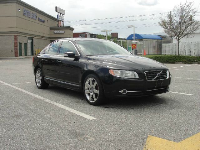 2007 Volvo S80 4dr 2.9L Twin Turbo AWD W/3rd Row