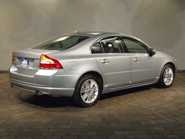 2008 Volvo S80 2D Hatchback