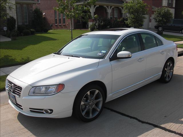 2010 Volvo S80 Unknown