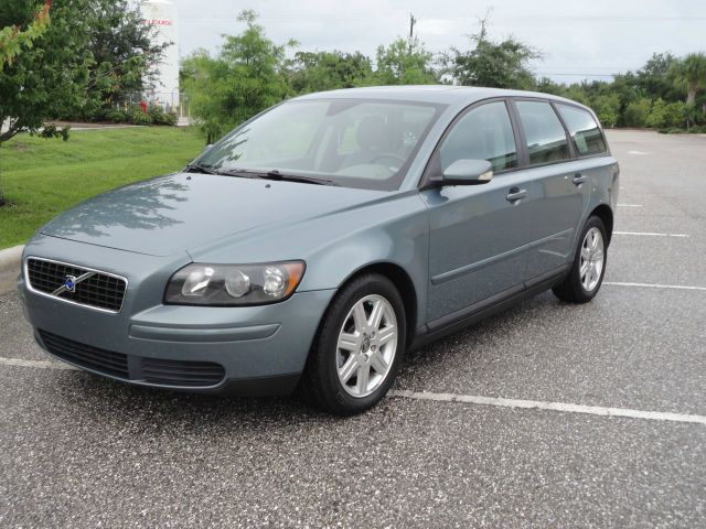 2005 Volvo V50 4X4 ED. Bauer EL