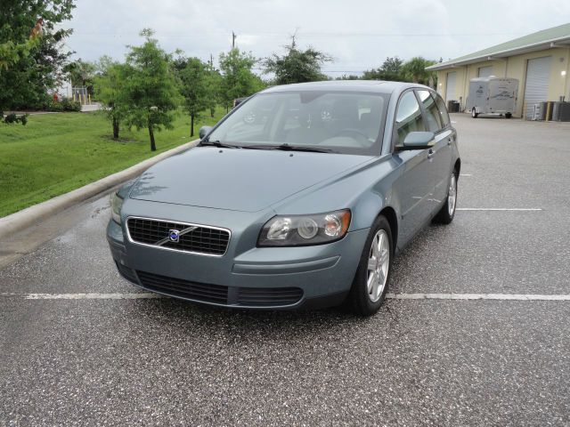 2005 Volvo V50 4X4 ED. Bauer EL