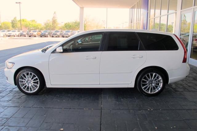 2010 Volvo V50 4X4 ED. Bauer EL