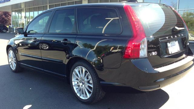 2010 Volvo V50 4X4 ED. Bauer EL