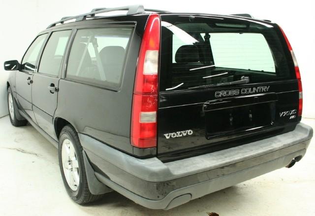 1998 Volvo V70 LE 4D Passenger Van