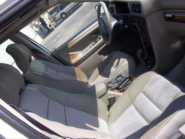 1998 Volvo V70 EX - DUAL Power Doors