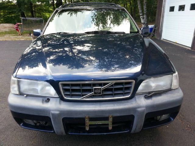 1998 Volvo V70 EX - DUAL Power Doors