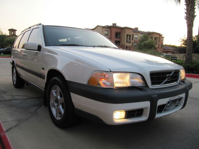 1998 Volvo V70 EX - DUAL Power Doors