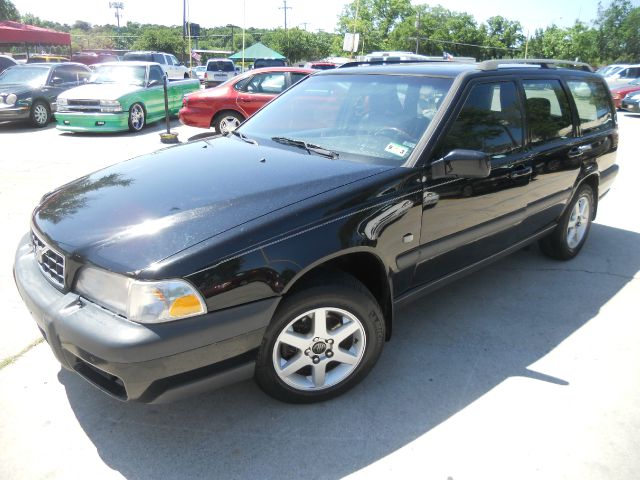 1999 Volvo V70 EX - DUAL Power Doors