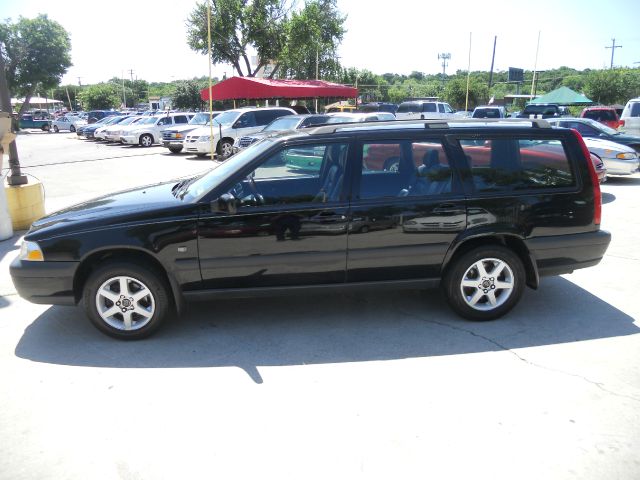 1999 Volvo V70 EX - DUAL Power Doors