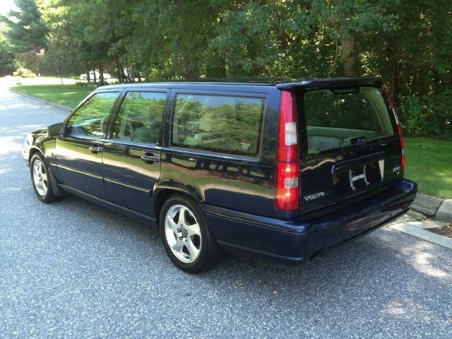 1999 Volvo V70 4X4 ED. Bauer EL