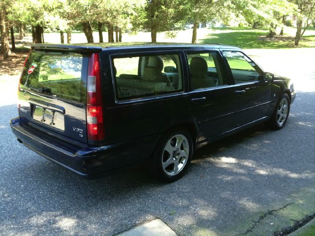 1999 Volvo V70 4X4 ED. Bauer EL