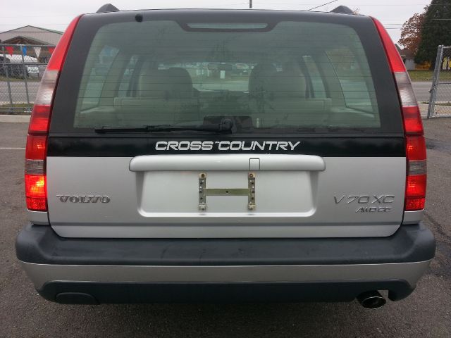 2000 Volvo V70 EX - DUAL Power Doors