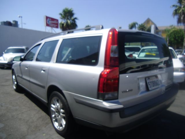 2001 Volvo V70 4X4 ED. Bauer EL