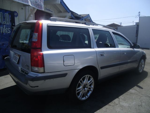 2001 Volvo V70 4X4 ED. Bauer EL