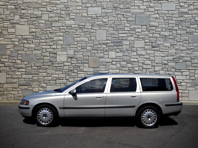 2001 Volvo V70 I W/premium Pkg