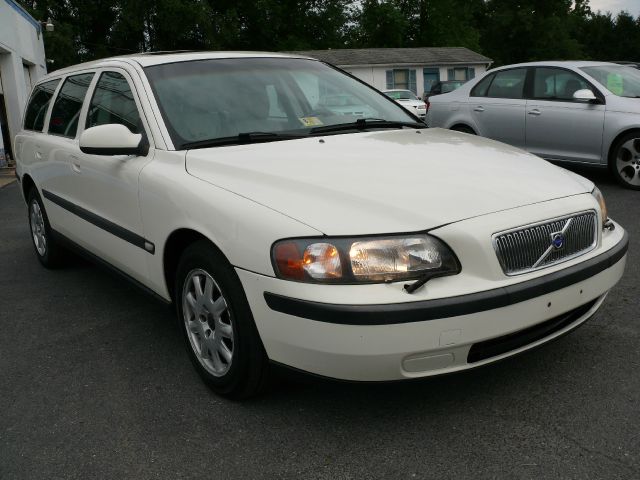 2001 Volvo V70 4X4 ED. Bauer EL