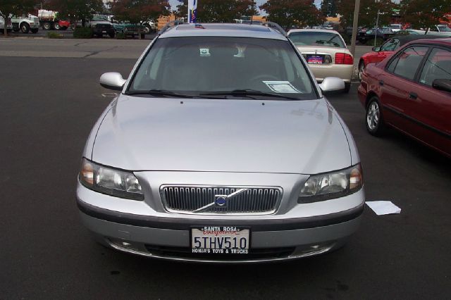 2001 Volvo V70 4X4 ED. Bauer EL