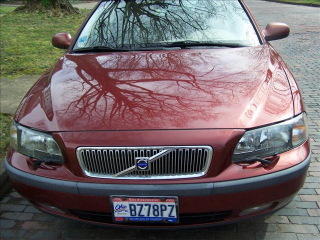 2001 Volvo V70 Unknown