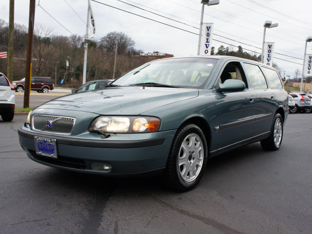 2001 Volvo V70 4X4 ED. Bauer EL