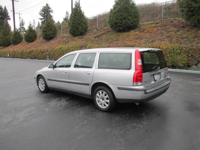 2002 Volvo V70 4WD 4dr Sport