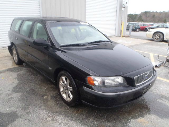 2002 Volvo V70 4WD 4dr Sport