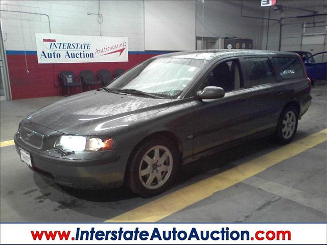 2003 Volvo V70 2.2L Manual