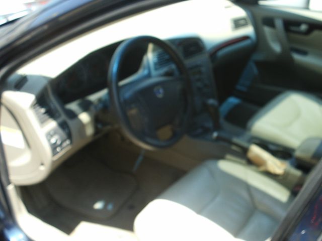 2003 Volvo V70 I W/premium Pkg