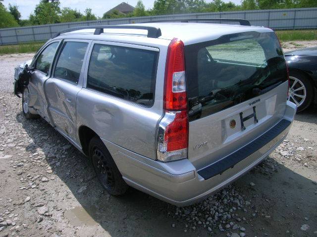 2007 Volvo V70 2.5i Sedan 4D