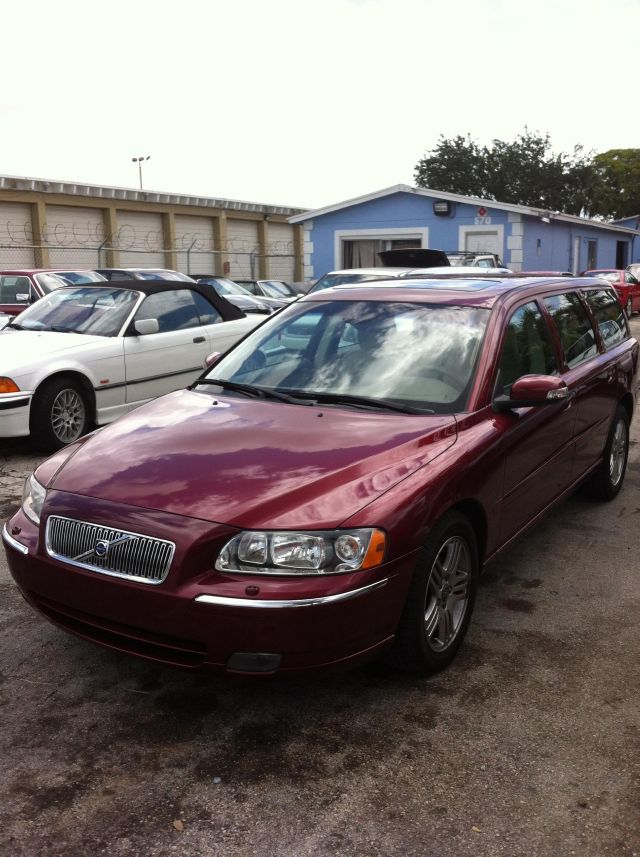 2007 Volvo V70 4WD 4dr Sport