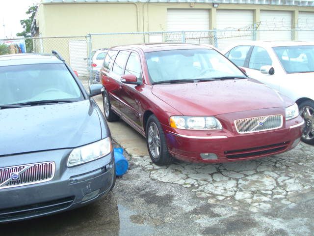 2007 Volvo V70 4WD 4dr Sport