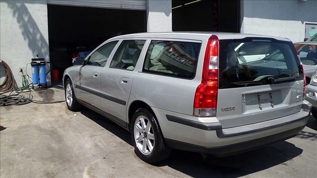 2003 Volvo V70 24t Unknown