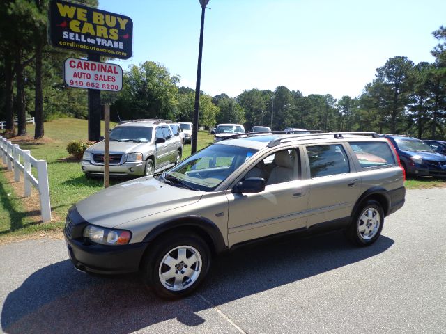 2001 Volvo V70 XC EX - DUAL Power Doors