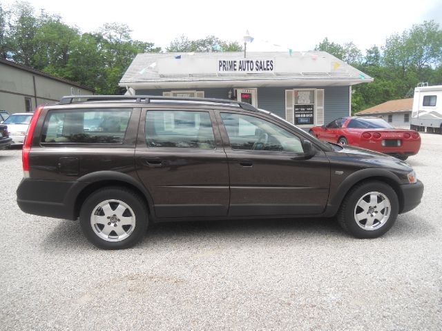 2001 Volvo V70 XC EX - DUAL Power Doors